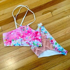 PilyQ cupcake girls bathing suit - runs small